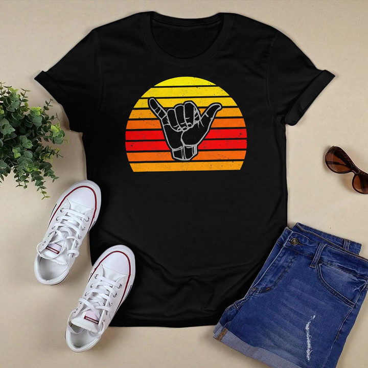 Retro Shaka & Surf Sign - Cool Vintage Surfer  Surfing Gift T-Shirt