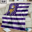 Minnesota Vikings Sherpa Blanket - American Football Team American Flag Violet White Flag Soft Blanket, Warm Blanket
