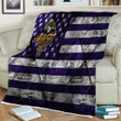 Minnesota Vikings American Football Club Sherpa Blanket - Grunge Grunge  Soft Blanket, Warm Blanket