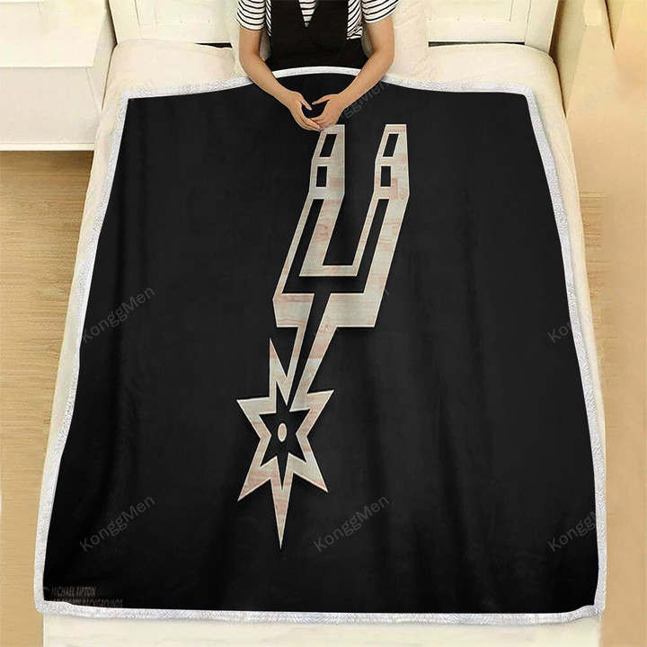 Basketball Fleece Blanket - San Antonio Spurs Crest 2001 Soft Blanket, Warm Blanket