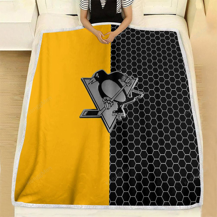 Tristas Penguins Fleece Blanket - Hockey Hogue2001 Soft Blanket, Warm Blanket