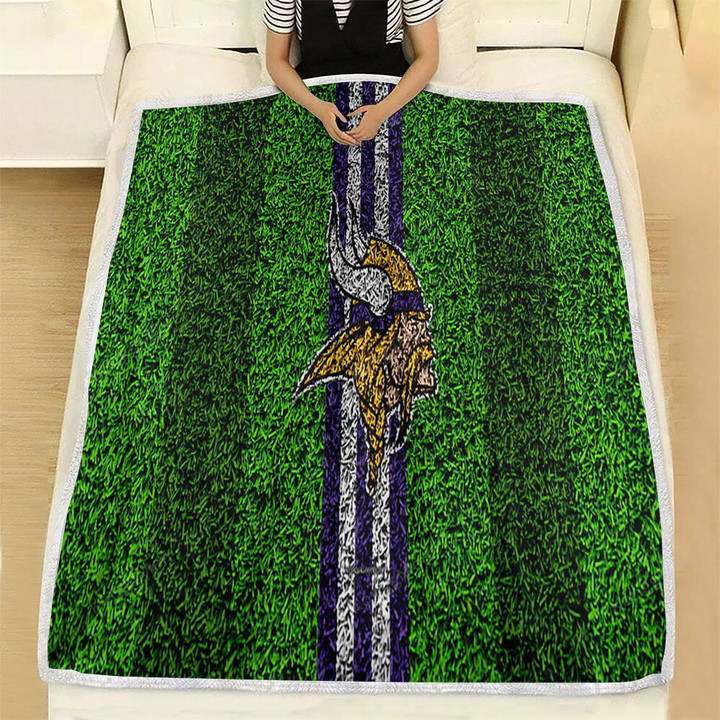 Minnesota Vikings Fleece Blanket - Grass Football Lawn Soft Blanket, Warm Blanket