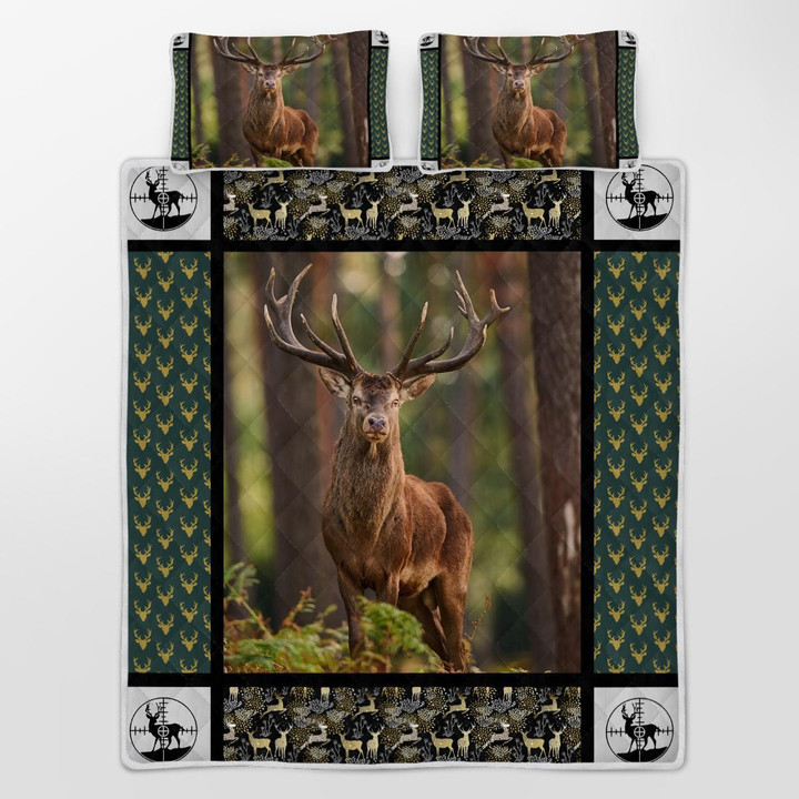 CHANDERWOOLLEY™ Deer Hunting 419 Quilt Bed Set