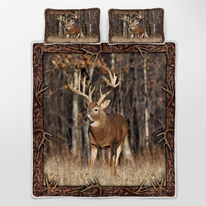 CHANDERWOOLLEY™ Deer Hunting 390 Quilt Bed Set