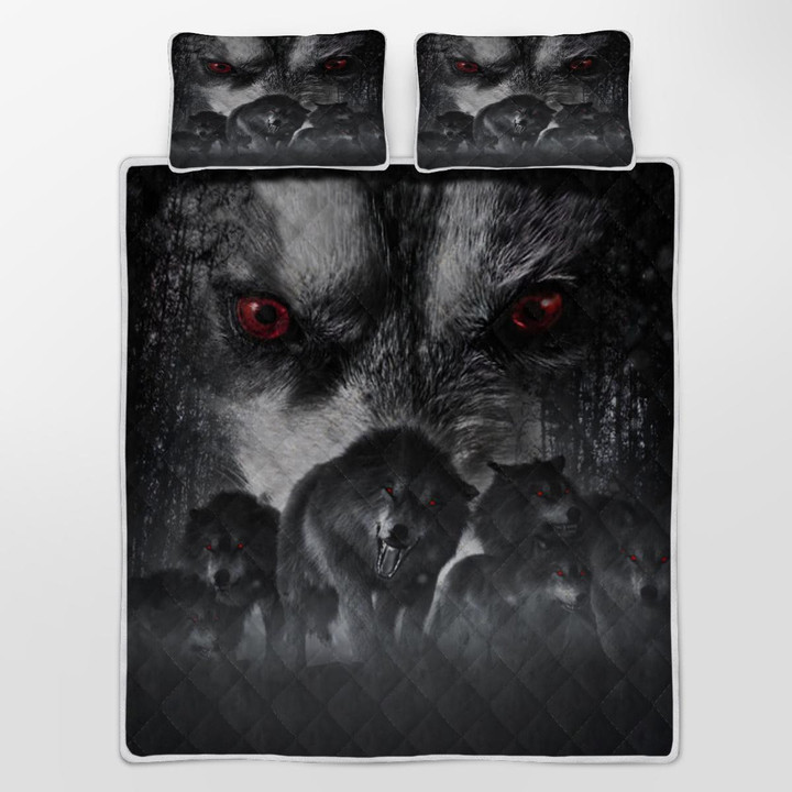 CHANDERWOOLLEY™ Wolves In Red Eyes Quilt Bed Set 208