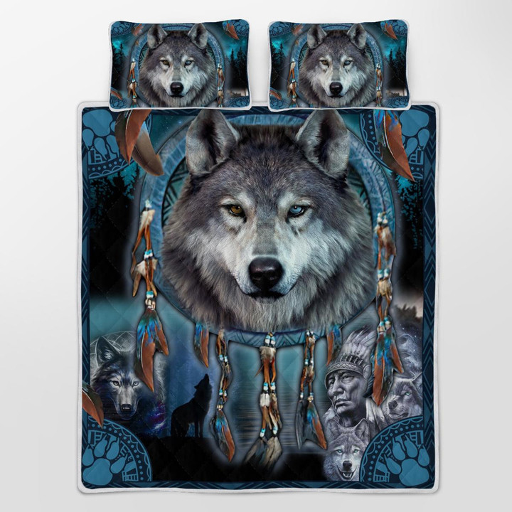 CHANDERWOOLLEY™ Native American Wolf 432 Quilt Bed Set