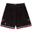 Chicago Bulls  Big & Tall Hardwood Classics Swingman Shorts - Black