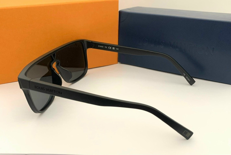 Louis Vuitton - LV Waimea Square Sunglasses - Plastic - Yellow - Men - Luxury