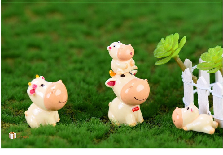 4PCS Cow Family Model Figurine Home Decoration Accessories 7