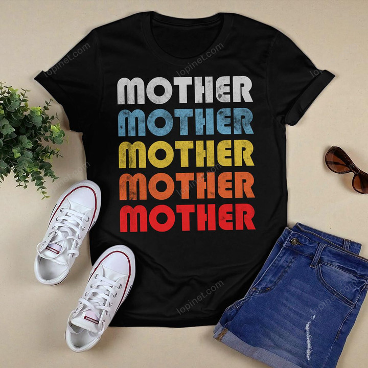 Mother gift retro design. Perfect present for mom dad friend him or her T-Shirt