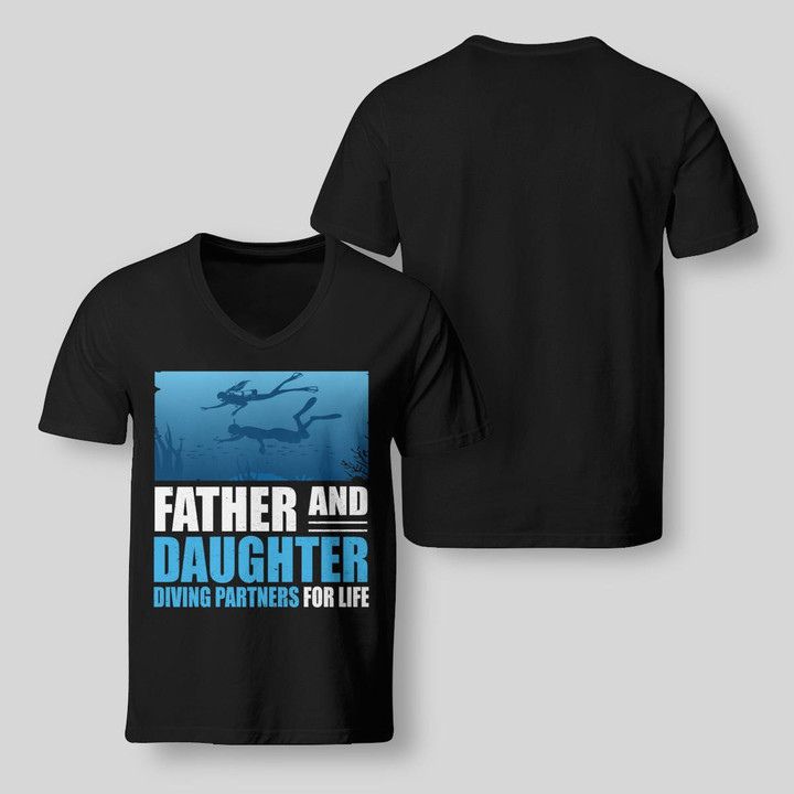 FATHER AND DAUGHTER DIVING PARTNERS FOR LIFE | V-NECK T-SHIRT