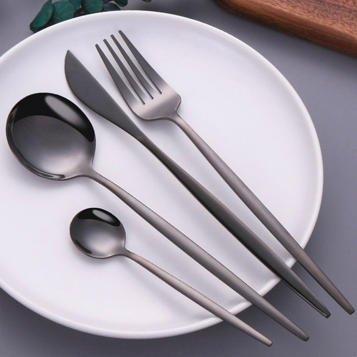 Luxury Black 24 pieces Cutlery Set - Flatware Set