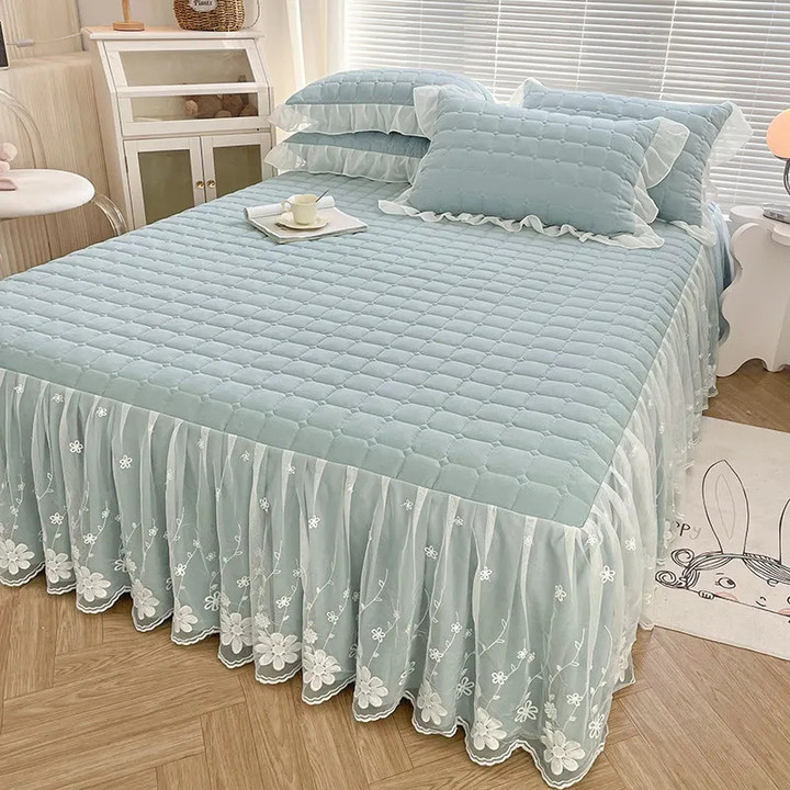 Korean Lace Bedspread 180x200 for Bed Queen King Size Elegant Bedskirt Qulited Double Bed Cover with 2 Pillow Cases Dropshipping