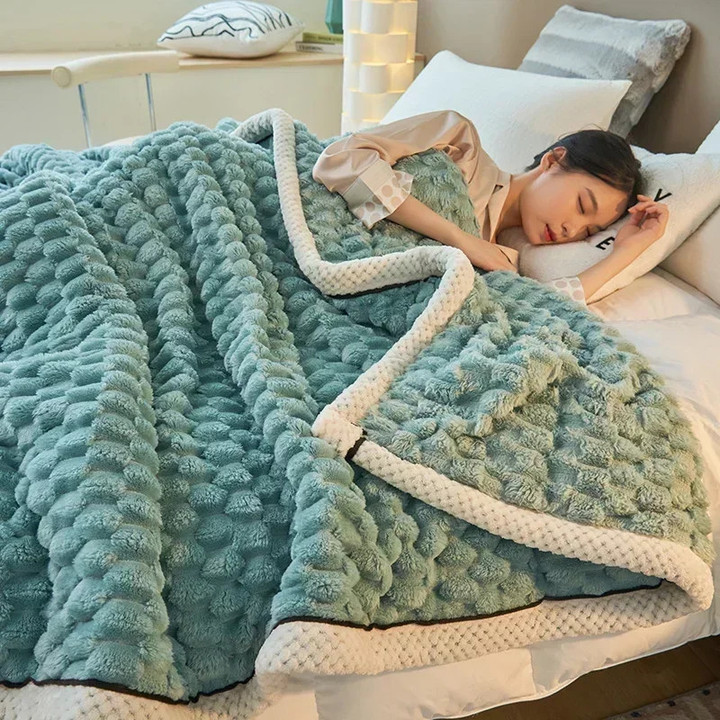 Turtle Velvet Autumn Thick Warm Blankets for Beds Soft Fluffy 2 Layer Coral Velvet Sofa Blanket for Throw Single Double Blanket
