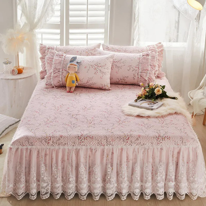 French Palace-style Quilted Lace Bedspread Queen King with Ruffles Bedskirt Girls Floral Bed Cover Single Double 2 Pillow Shams