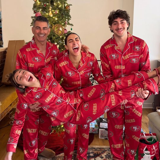 San Francisco 49ers Long Sleeve Satin Pajama Set