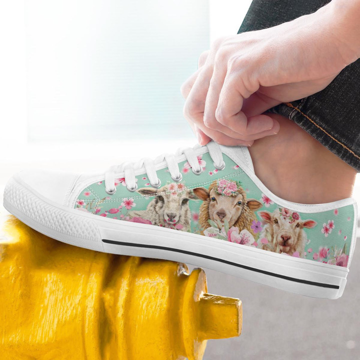 SHEEP FLOWER WATERCOLOR STYLE LOW TOP SHOE