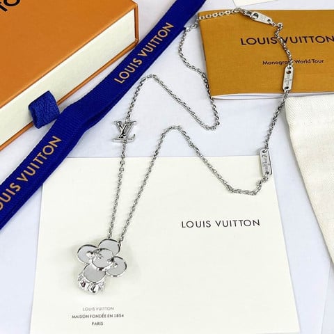 Louis Vuitton Vivienne necklace (LV)