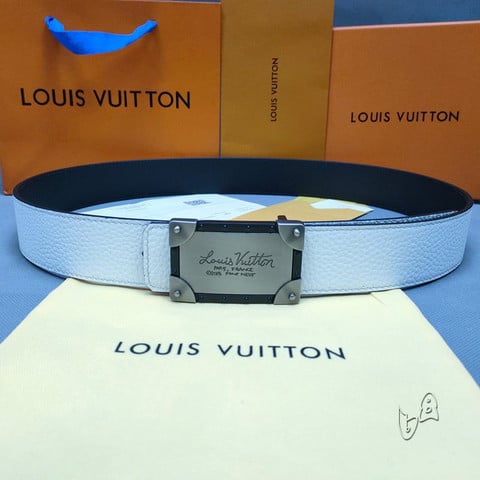 Two sided Louis Vuitton belt