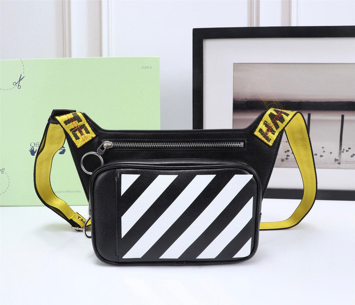 Off-White Diag Bodybag Leather In Black And White