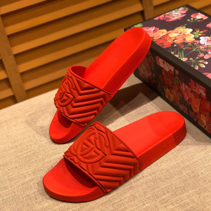 Gucci Matelass�� Rubber Slide In Red