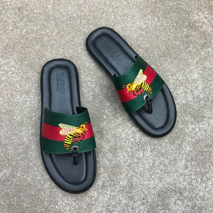 Gucci Bee Print On Signature Stripes Black And Green Sandals