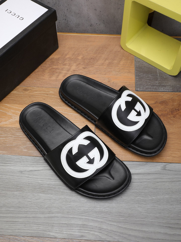 Gucci Interlocking G Slide Sandal, Men
