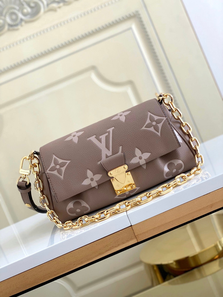 Louis Vuitton Favorite Baguette Shoudler Bag In Galet