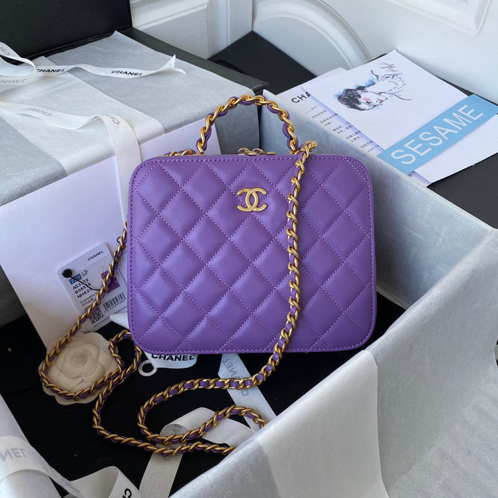Chanel Medium Vanity Case Cosmetic Bag Sheepskin In Purple