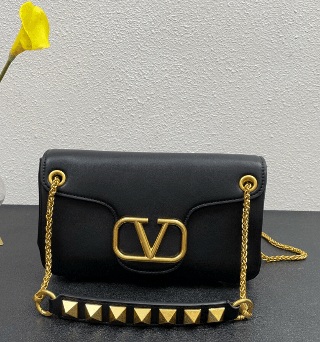 Valentino Garavani Stud Sign Medium Bag Calfskin In Black