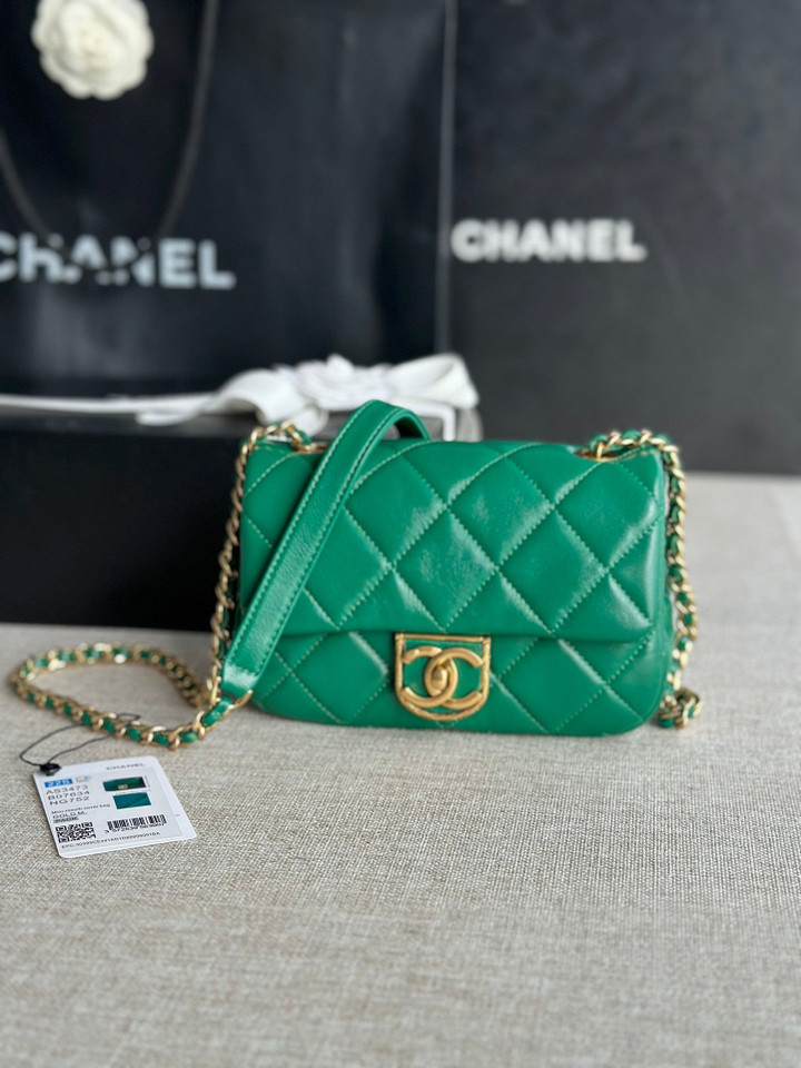 Chanel Mini Flap Bag Green Lambskin