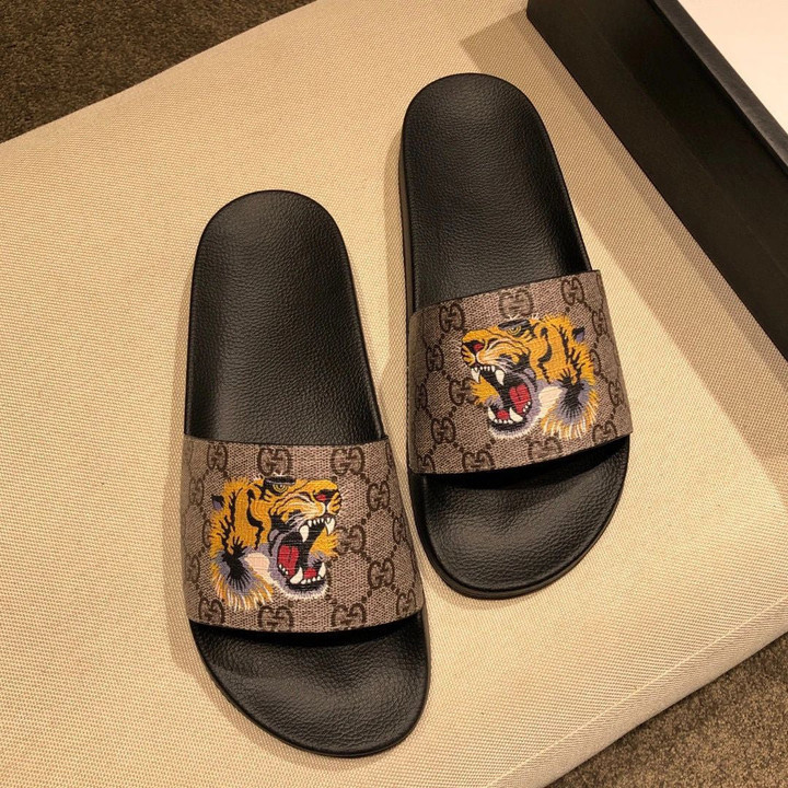 Gucci Beige Gg Supreme Roaring Tiger Slide Sandal