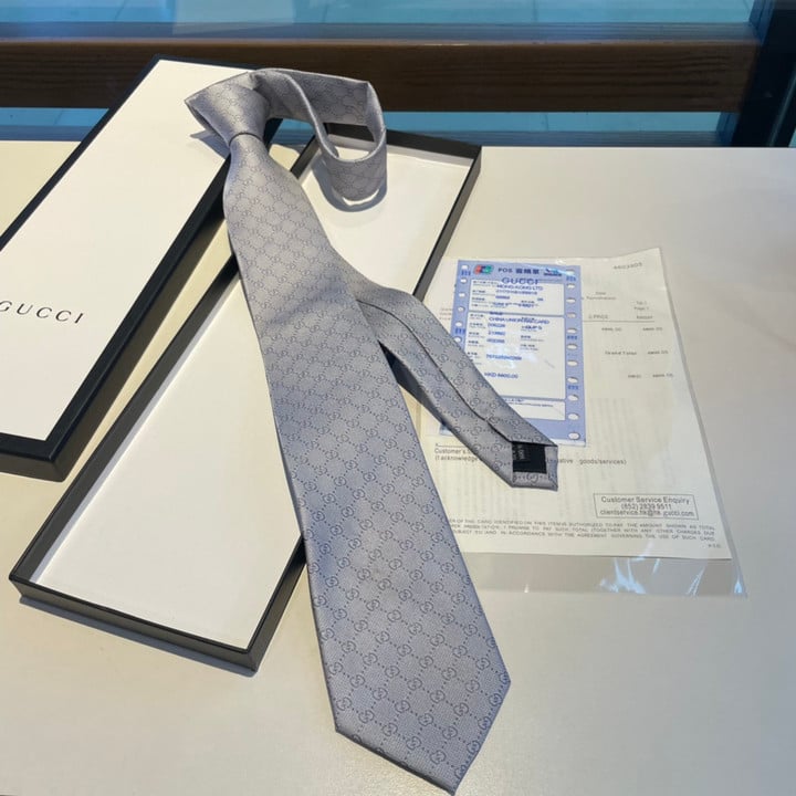 Gucci GG Motif Pattern Silk Tie In Gray