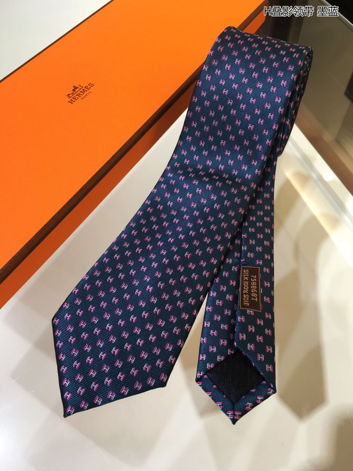 Hermes Flamboyant H Silk Necktie Cravatta In Marine