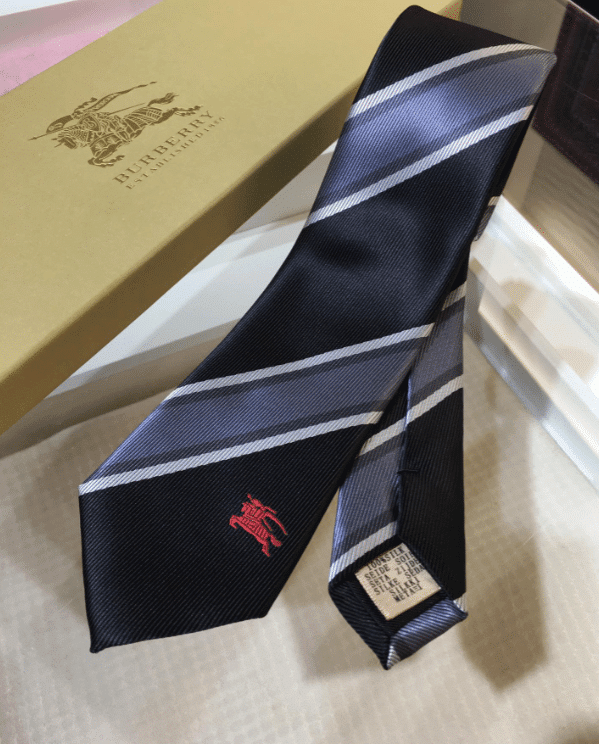 Burberry Stripe And Equestrian Knight Pattern Silk Neck Tie Cravatta In Black