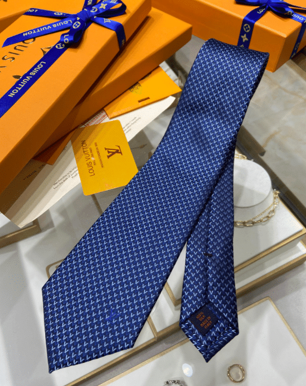 Louis Vuitton Iconic Blue Ciel V Signature Necktie Caravatta