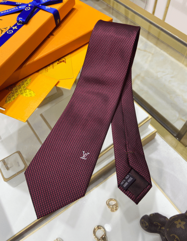 Louis Vuitton Initiales Necktie Caravatta In Red