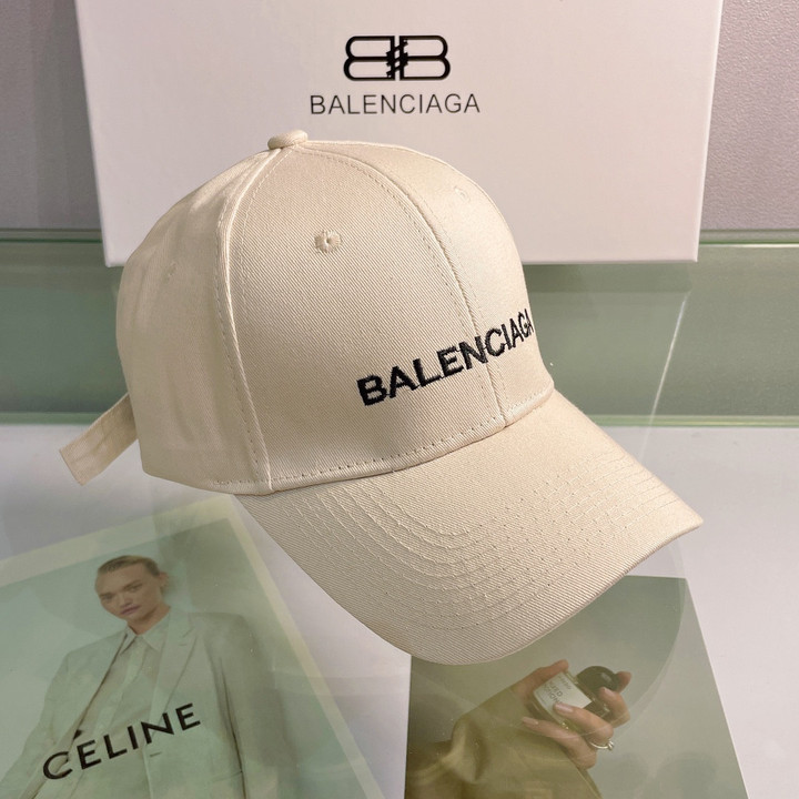 Balenciaga Embroidered Letter Baseball Cap In Beige