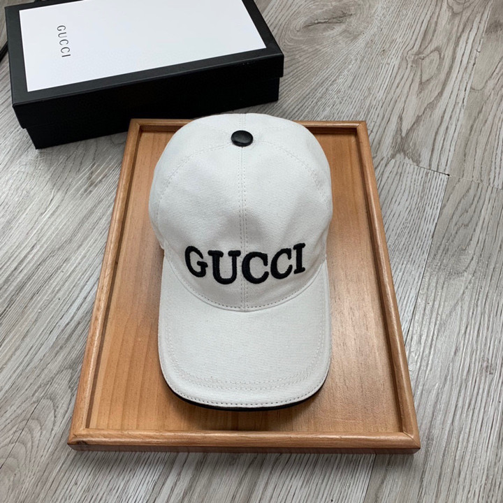 Gucci Letter And Solid Canvas Baseball Cap In White