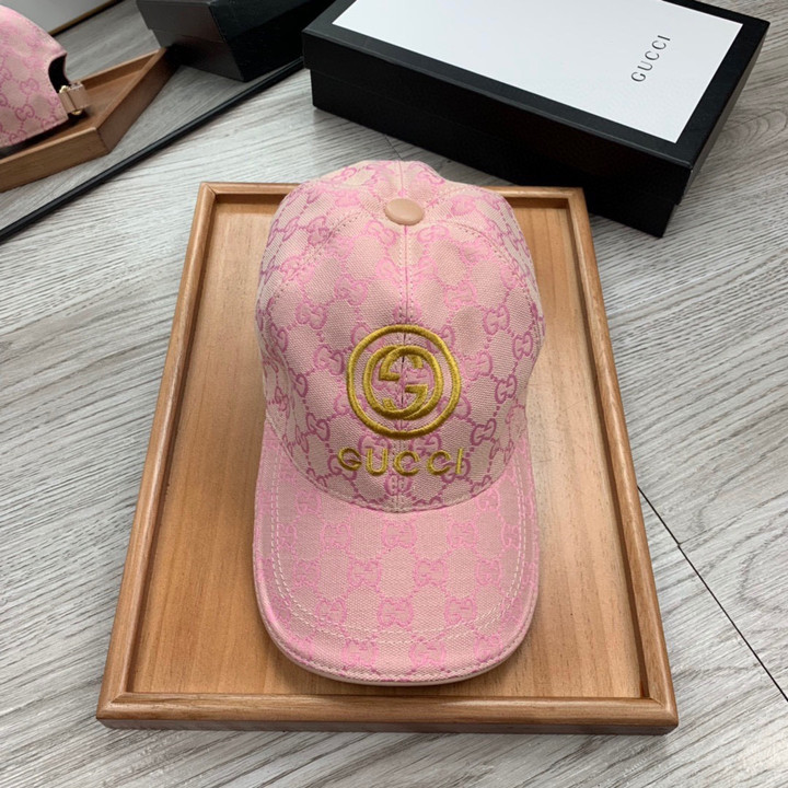 Gucci Logo GG Canvas Baseball Cap In Pink