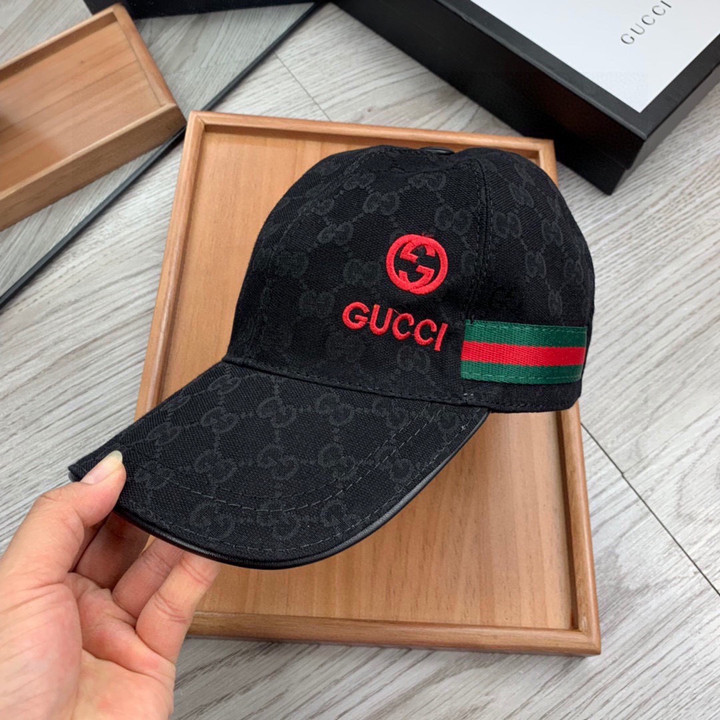 Gucci GG Canvas And Red Web Baseball Cap In Black