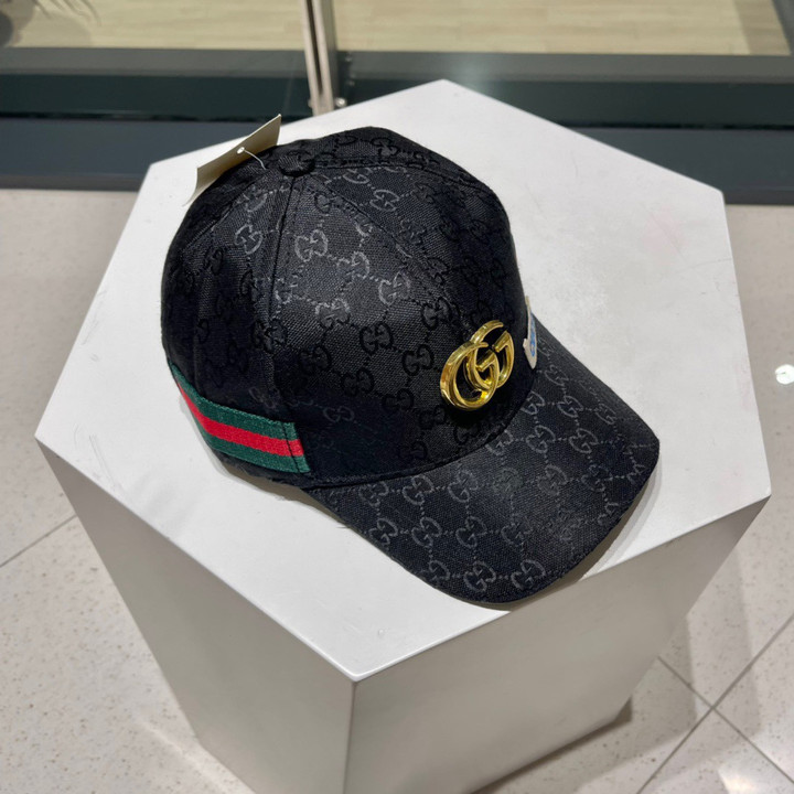 Gucci Original GG Canvas Baseball Hat With Web And GG Metal In Black
