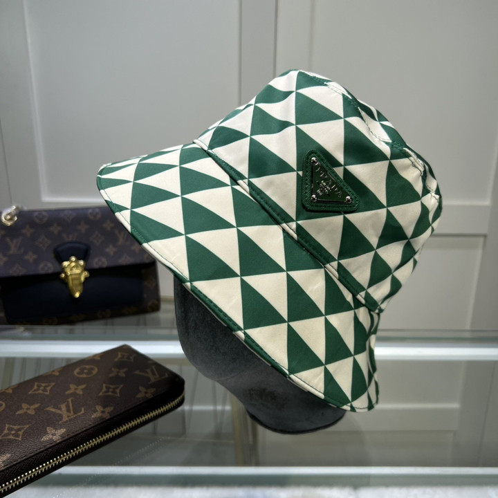 Prada Triangle Pattern Bucket Hat In Green/White