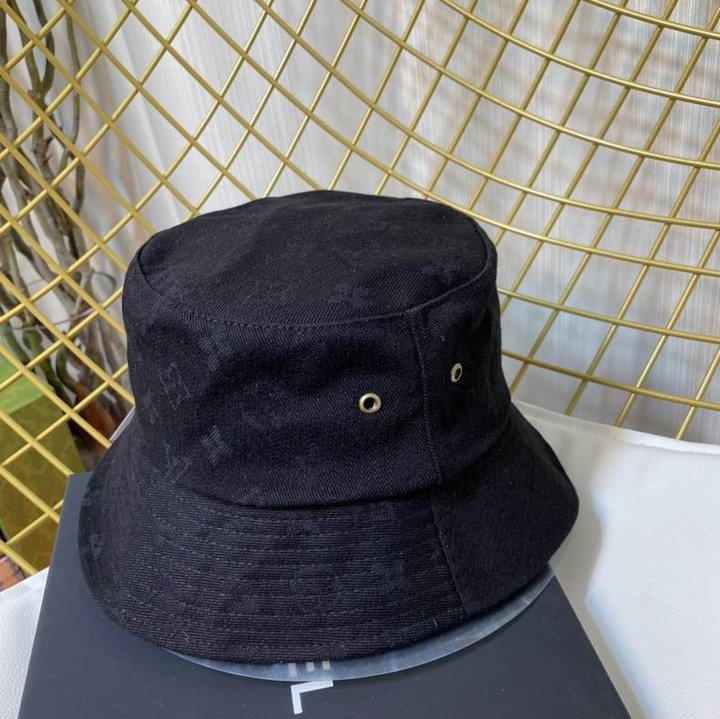 Louis Vuitton Monogram Essential Bucket Hat In Black