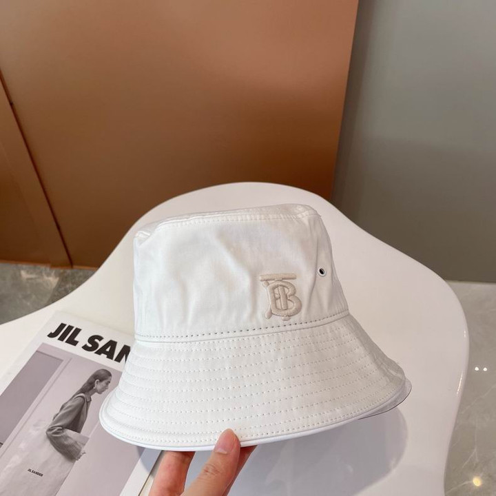 Burberry Logo Embroidery Bucket Hat In White