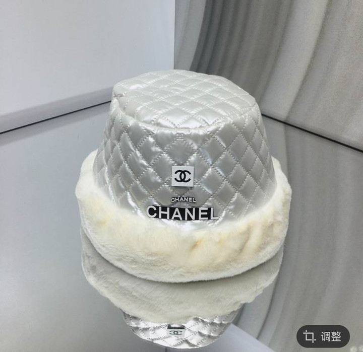 Chanel Grey Quilt Leather And Faux Fur Bucket Hat