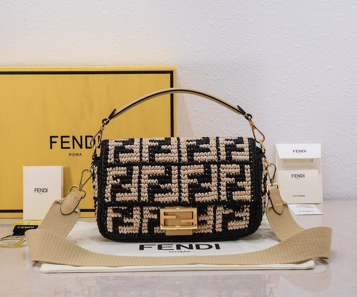Fendi Baguette Bag Raffia Back With Crocheted FF In Beige And Black