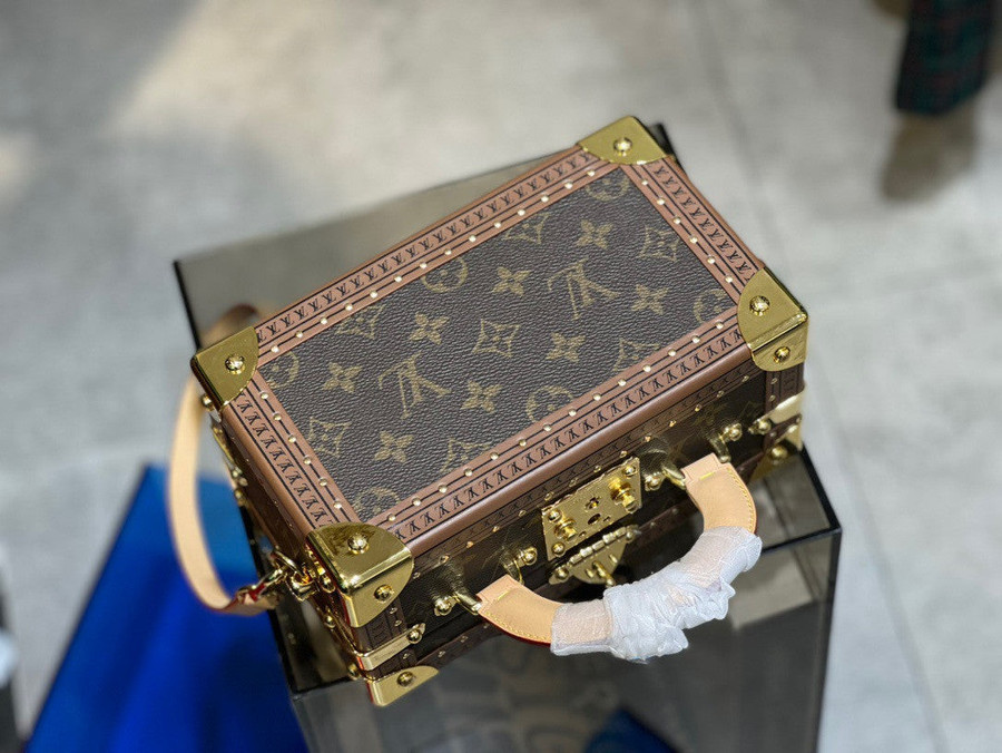 Louis Vuitton Valisette Handbag Monogram Canvas PM at 1stDibs  louis  vuitton valisette pm, valisette louis vuitton, lv valisette pm