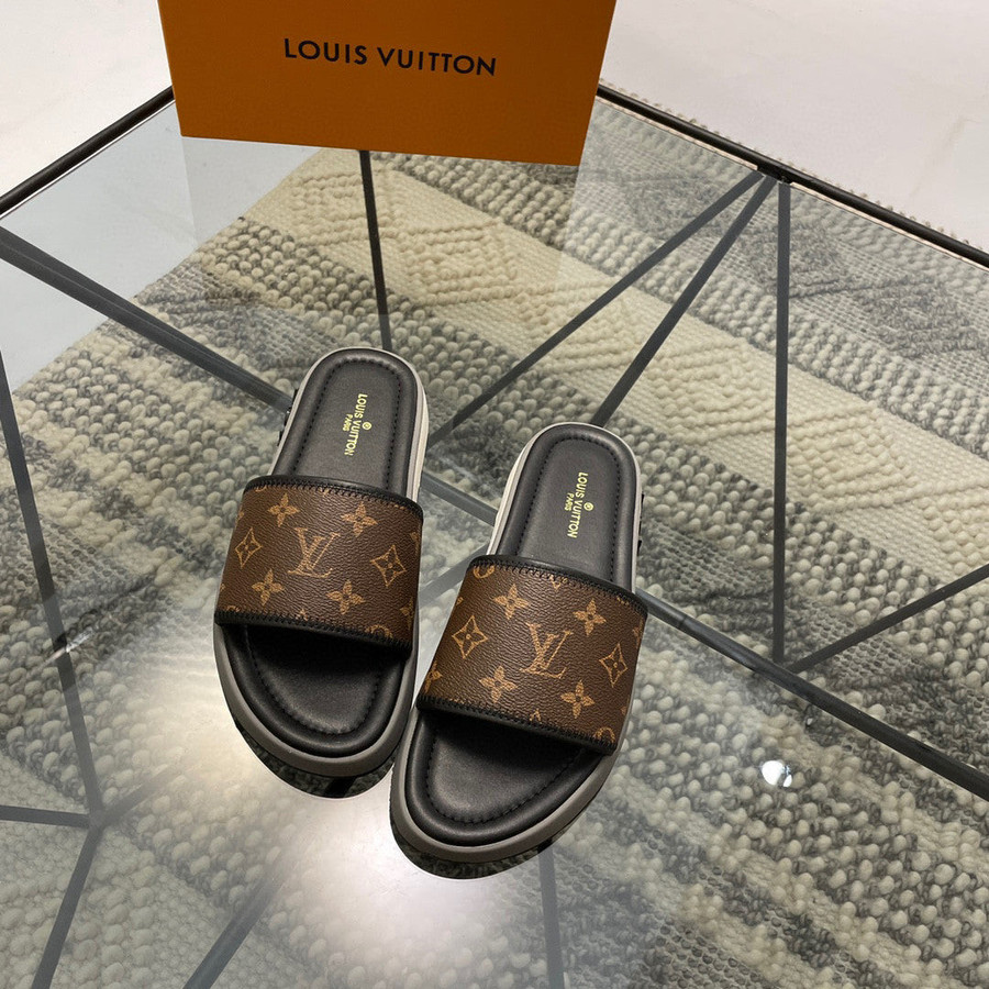 Louis Vuitton Men's Waterfront Slide Mule Sandals Monogram Canvas and  Rubber Brown 1706141