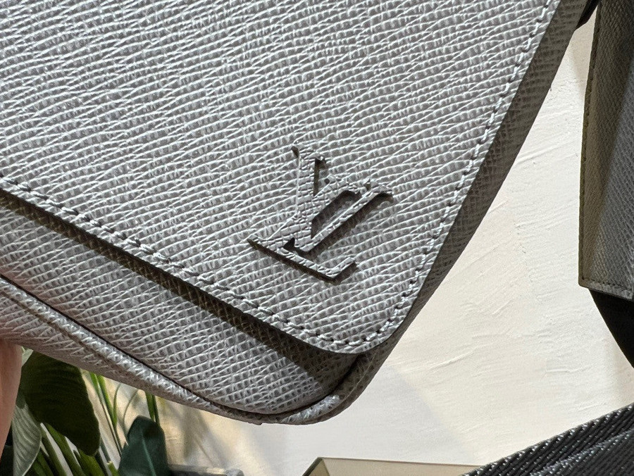 Louis+Vuitton+District+Shoulder+Bag+PM+Grey+Leather for sale online